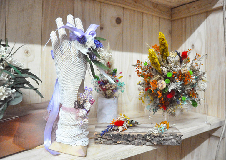 L’exposició de flors desconeguda del taller artesà de Badalona