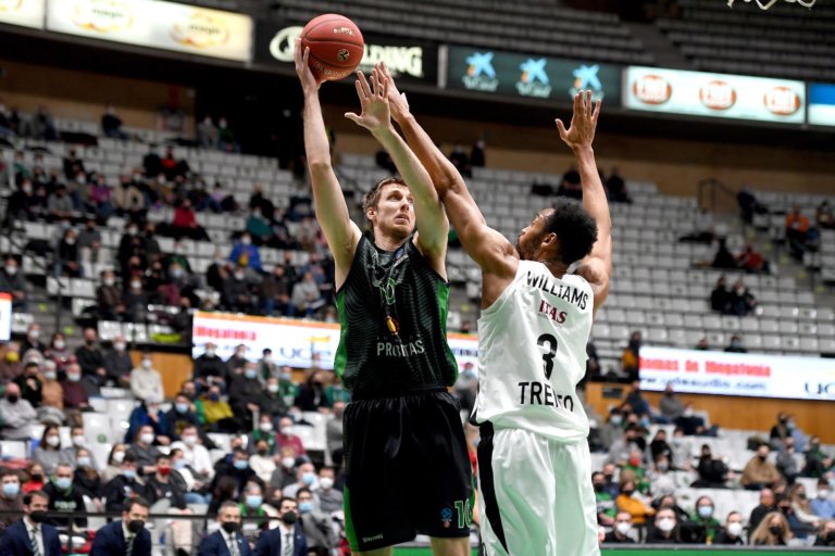 Cinc jugadors de la Penya finalitzen contracte aquest curs