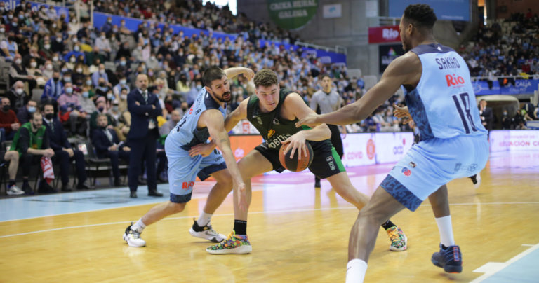 La Penya arrenca un atapeït mes de març amb l’objectiu de reaccionar