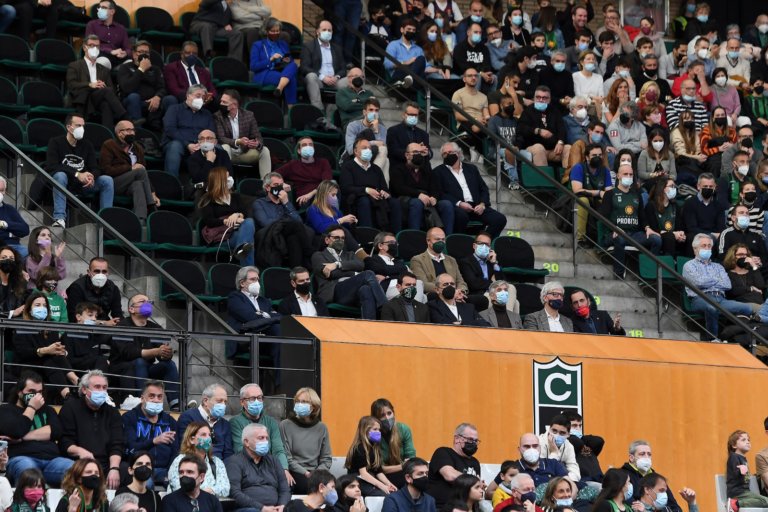 El Badalona es planteja estrenar ‘l’equipació de la Penya’