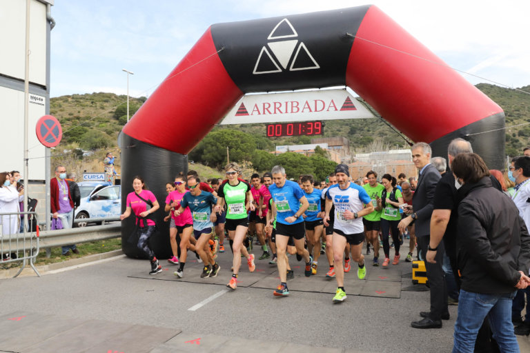 400 persones participen a la Cursa Atlètica de la Sanitat Catalana