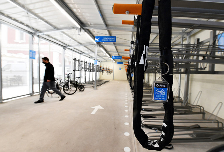 Badalona inaugura un aparcament Bicibox per a 92 places de bicicleta