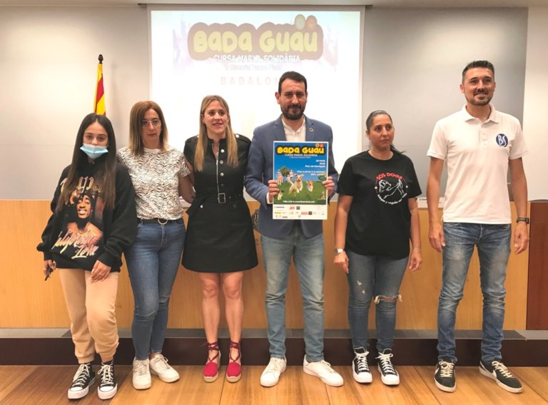 Badalona organitza una marxa per ajudar a rescatar gossos maltractats