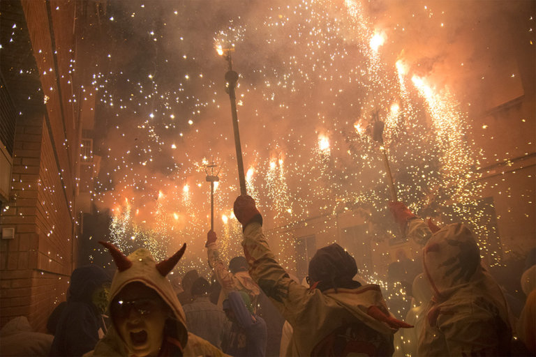 Castellers, Nit dels Museus i Correfoc: plats forts del cap de setmana