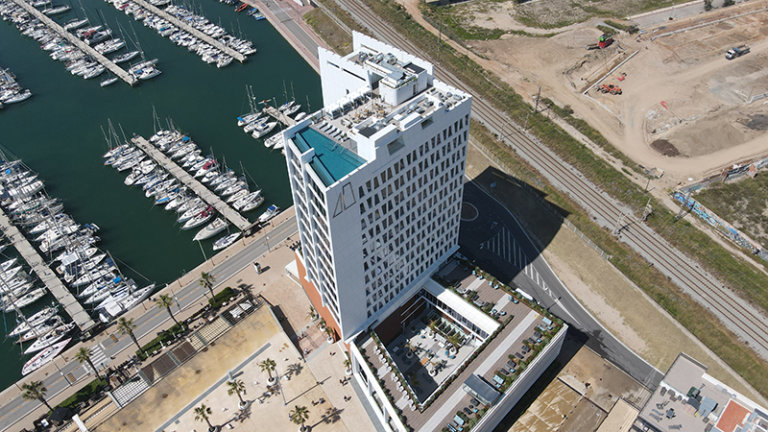 El nou Hotel Sallés Marina Badalona: nova perla del litoral (VÍDEO)