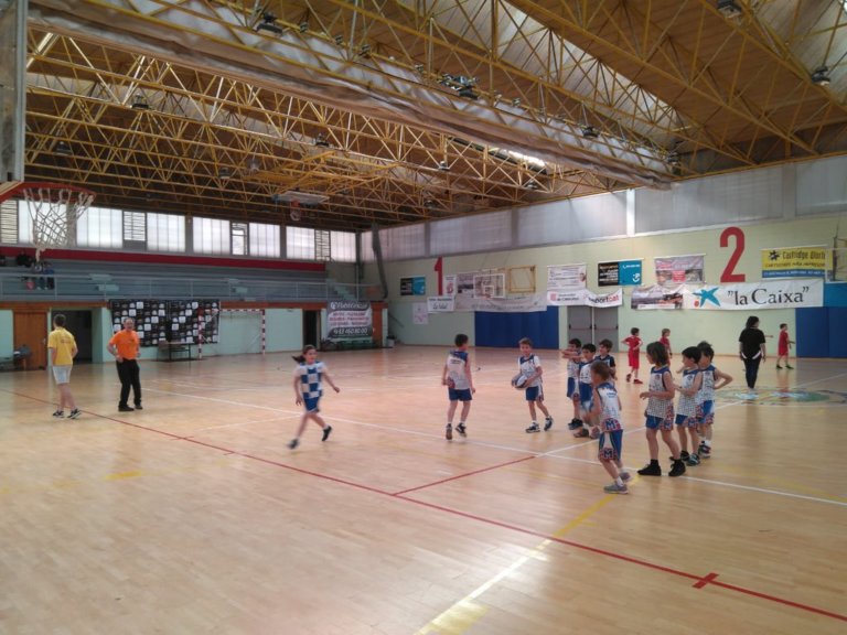 Plantegen el poliesportiu de Llefià com a seu de la Minicopa
