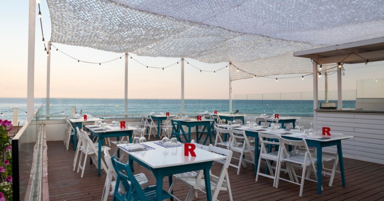 La Donzella de la Costa, una de les terrasses amb més encant d’Espanya