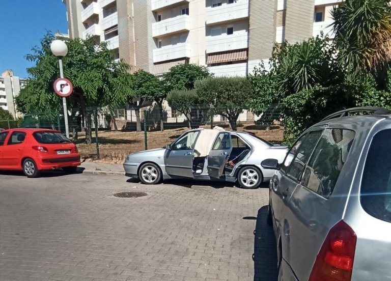 Més d’un mes vivint en un cotxe a Montigalà