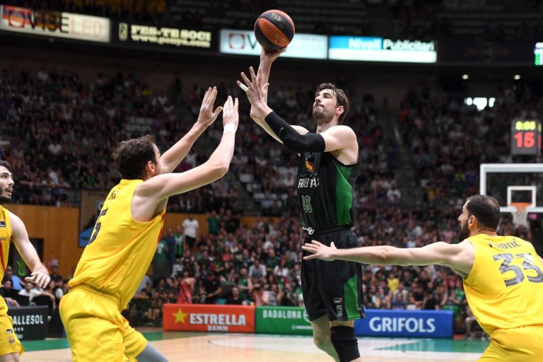 Tercers de l’ACB i Força Penya (60-63)