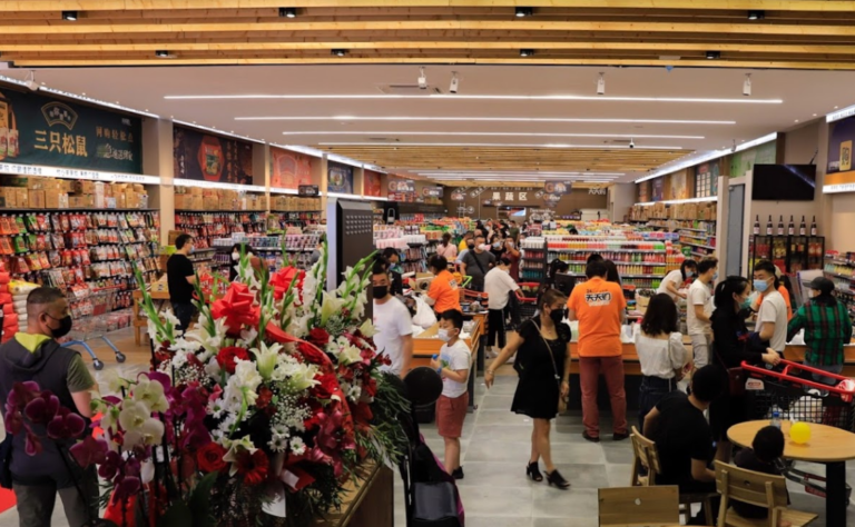 Comprar al supermercat asiàtic més gran de Catalunya només es pot fer a Badalona