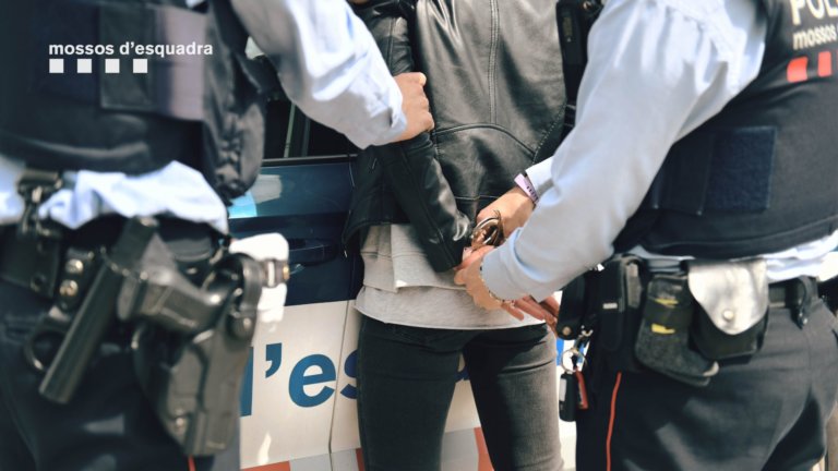 A presó el presumpte autor de vuit robatoris violents a benzineres