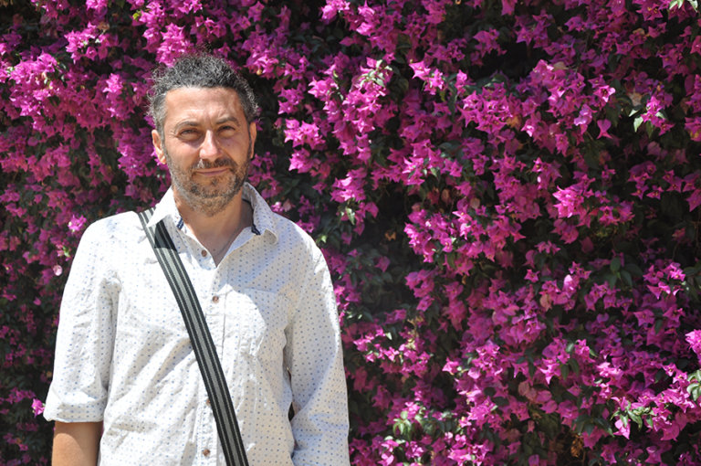 “La distància professional òptima per a un educador és l’abraçada”