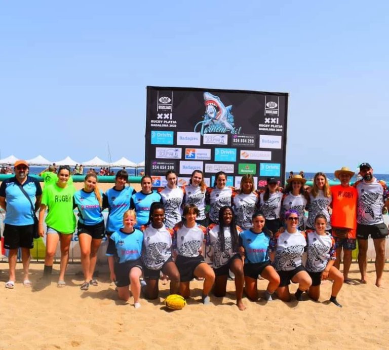 El Rugby Badalona visibilitza la seva pràctica a la platja del Coco