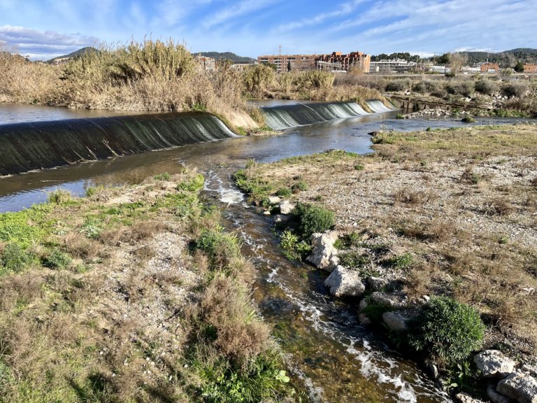 Reutilitzar l’aigua, l’aposta de l’AMB per evitar el dèficit hídric en ciutats com Badalona