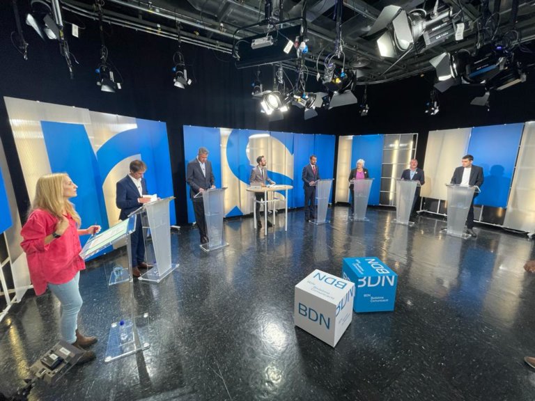 A votar!: Badalona està cridada a les urnes aquest diumenge 28 per decidir el seu futur