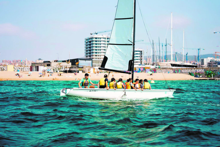 En marxa Anywhere Water Sports – Marina Badalona