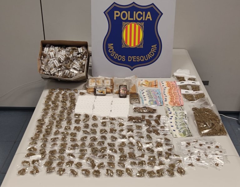 Detingut un home per tràfic de drogues a Badalona