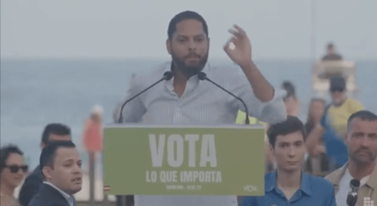 El Parlament investigarà a Ignacio Garriga per una possible infracció del codi de conducta durant un míting a Badalona
