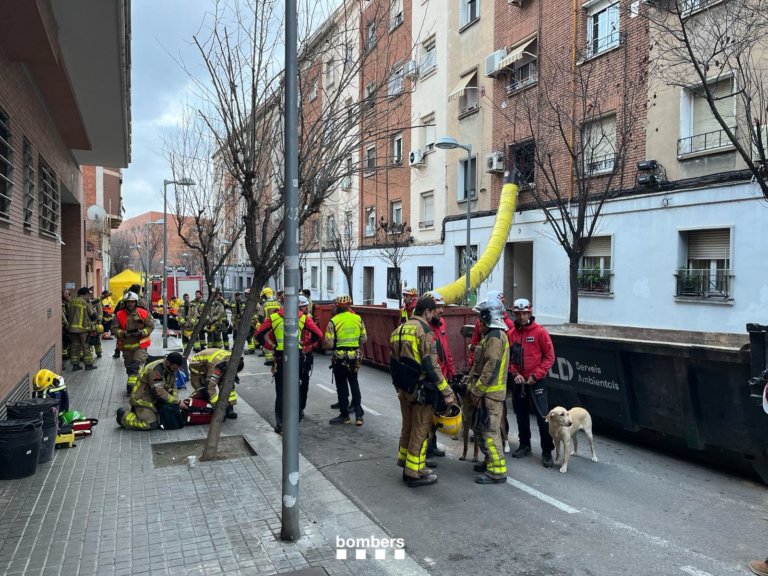 Correus facilitarà la recepció de la correspondència als veïns damnificats del carrer Canigó