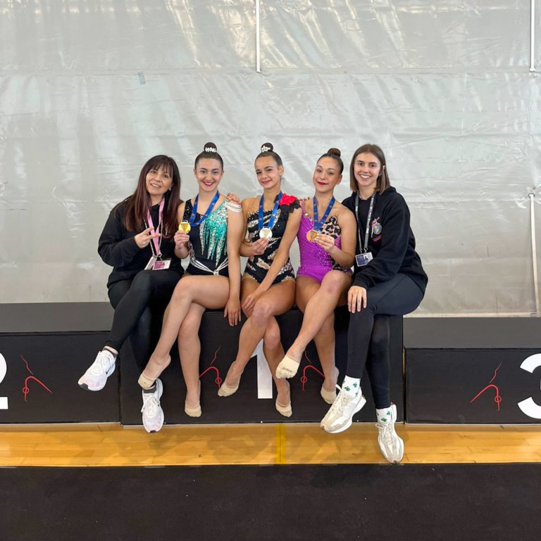El Club Rítimica Montigalà assoleix cinc medalles