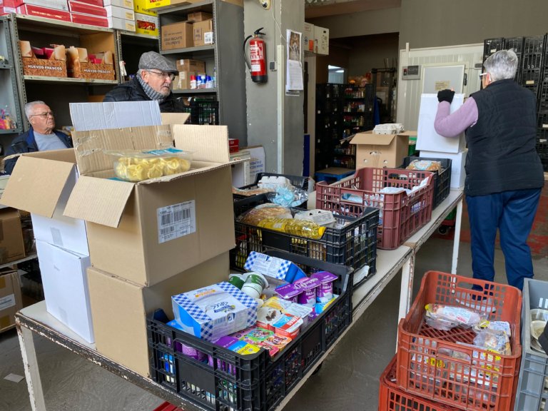“L’Ajuntament destinarà 150.000 € al Banc d’Aliments de Barcelona i al de Badalona no s’aporta ni un sol euro”