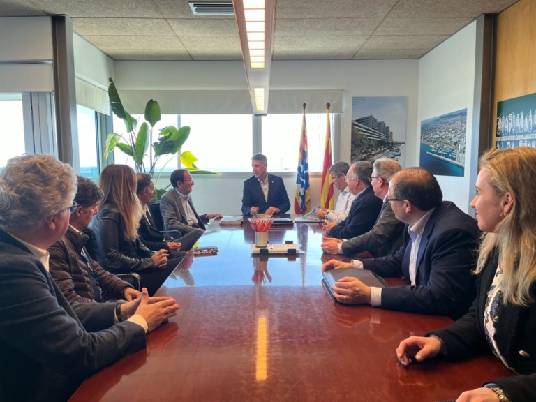Signat el contracte per a la construcció del nou viaducte ferroviari del Canal del Gorg