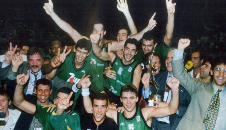 Badalona homenatjarà a l’equip del Club Joventut Badalona que fa 30 anys va guanyar la Copa d’Europa