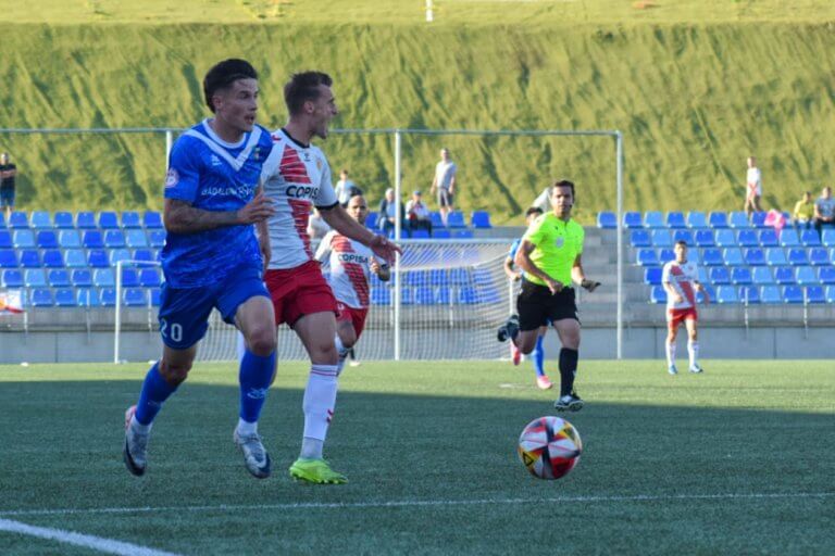 Badalona i Hospi deixen tot obert per a la tornada (1-1)