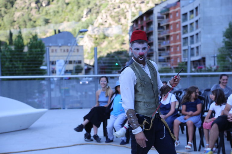 L’espectacle de clown ‘El Guardià dels Jocs’ arriba a Badalona