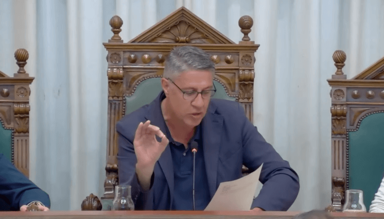 El PP passa el rodet pel ple sense cedir ni un bri del seu ideari ideològic