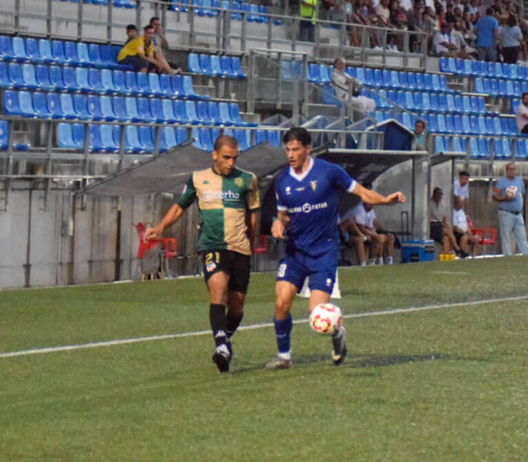 El Badalona debuta a la lliga a l’Estadi