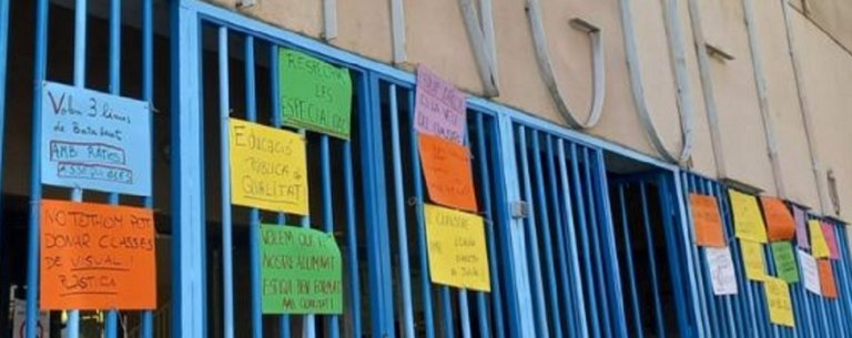 L’Institut Júlia Minguell denúncia, de nou, la situació crítica als batxillerats i anuncia noves mobilitzacions