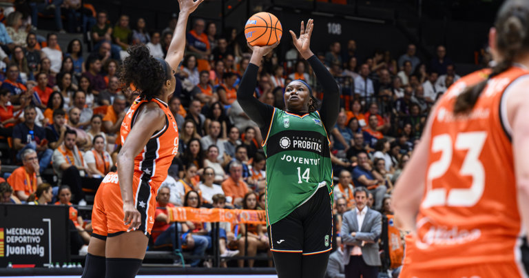 Debut per a la història a Lliga Femenina 1