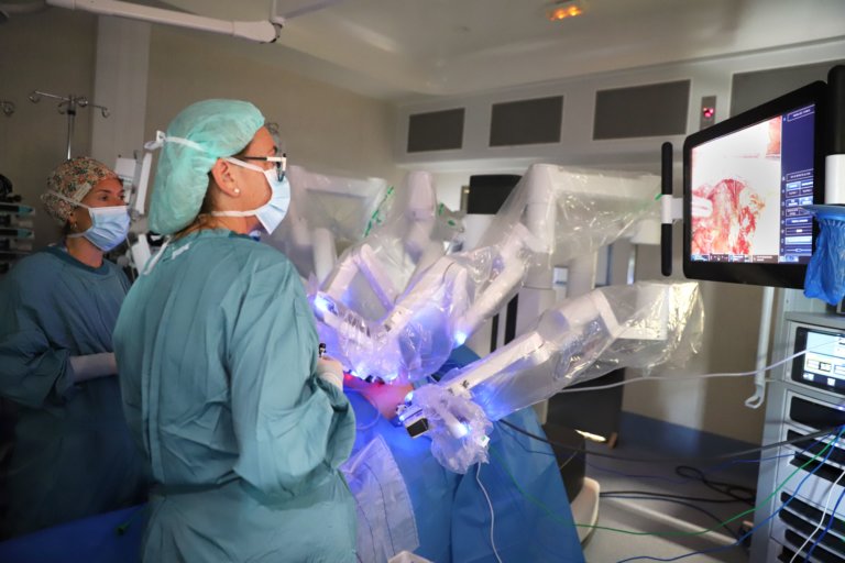 L’Hospital Germans Trias incorpora una innovadora tècnica d’intervenció robòtica pionera a escala internacional