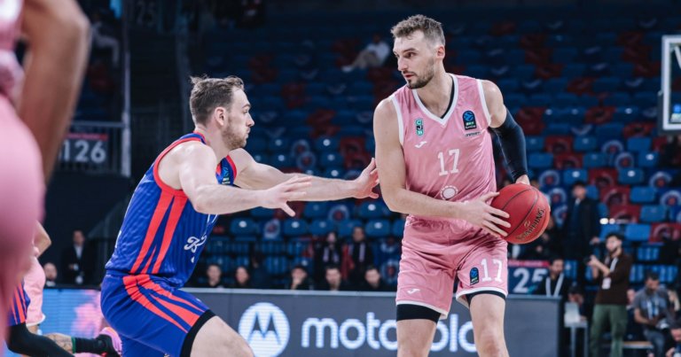 El Bahcesehir és massa per a la Penya