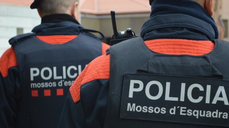 Els Mossos desmantellen un entramat criminal d’origen asiàtic, que també operava a Badalona, amb capacitat per blanquejar setmanalment un milió d’euros provinents del narcotràfic