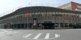 El tancament d’un dels espais de la Ronda per l’impagament de l’Ajuntament, reviu la rehabilitació pendent dels locals del metro