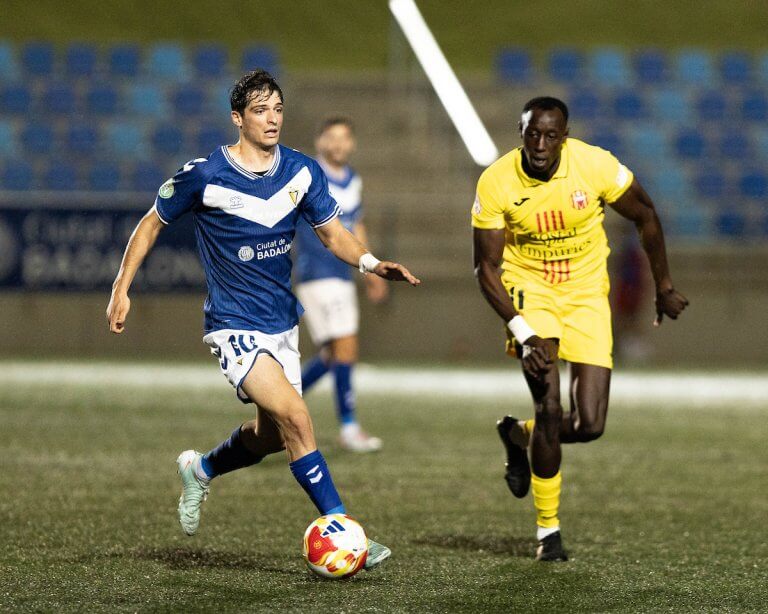 El Badalona guanya un partit d’alt voltatge contra l’Escala (1-0)