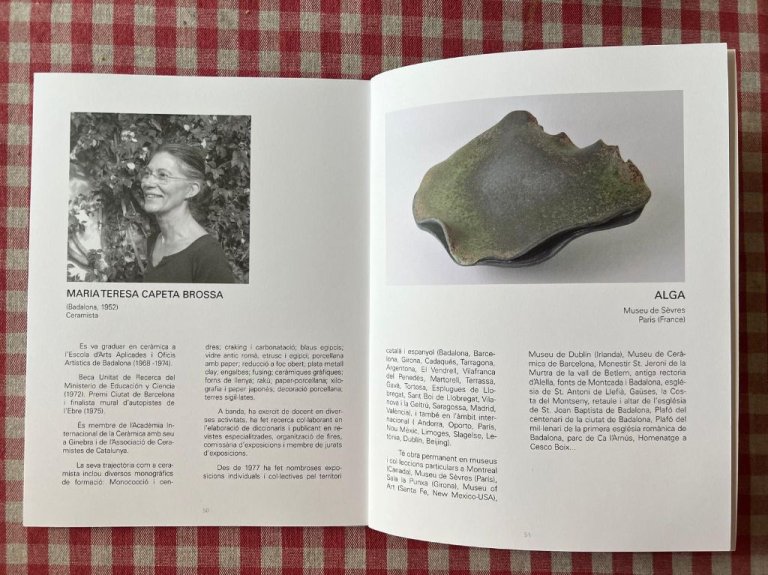 Òmnium honora una altra marca local amb projecció internacional, la ceramista Maria Teresa Capeta