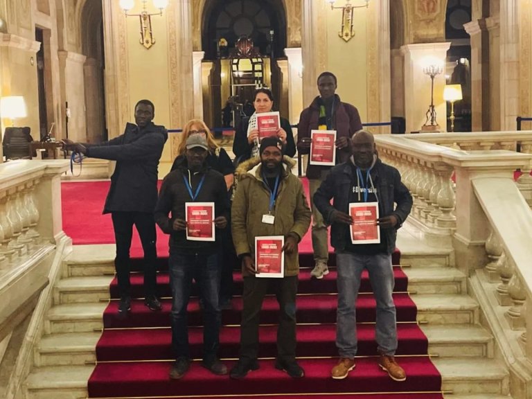 Les advocades, els Comuns i la CUP demanen al TSJC i al Parlament esgotar totes les vies abans d’executar el desallotjament massiu del B9