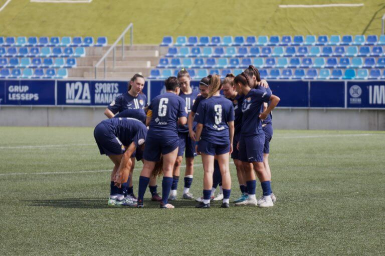 Carlos Garcia revoluciona la plantilla del Seagull per mirar de redreçar el rumb