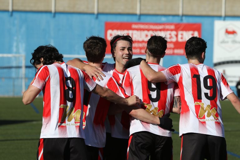Victòria de prestigi de la Unificació Llefià davant del Turó de la Piera (4-2)