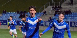 Él Badalona acaba líder la primera volta guanyant al Vic a l’Estadi (2-0)