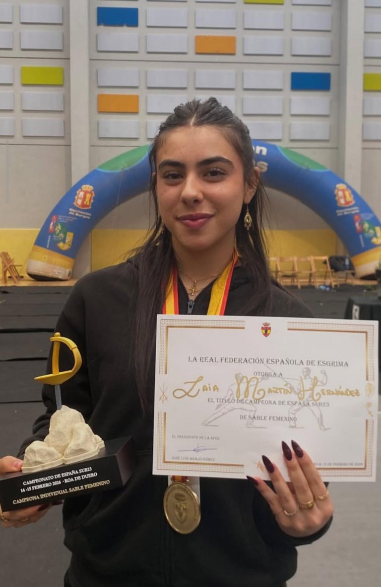 Laia Martín, campiona d’Espanya Sub 23 de sabre amb només 18 anys