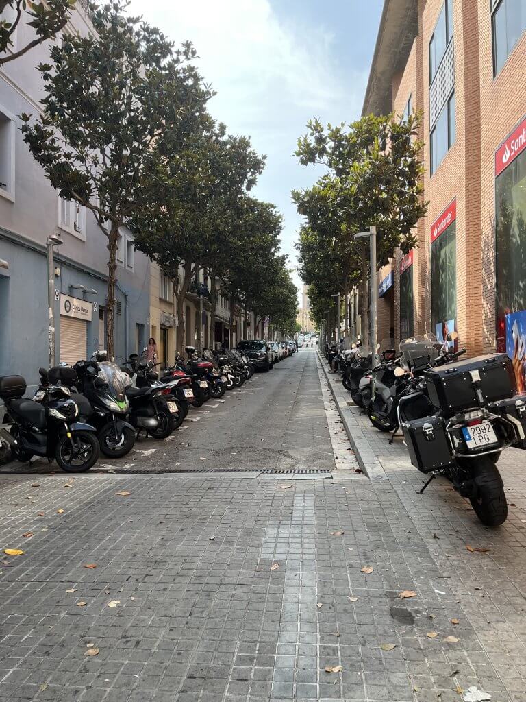 Les set associacions de veïns del Centre encara no han estat convocades per parlar sobre Francesc Layret