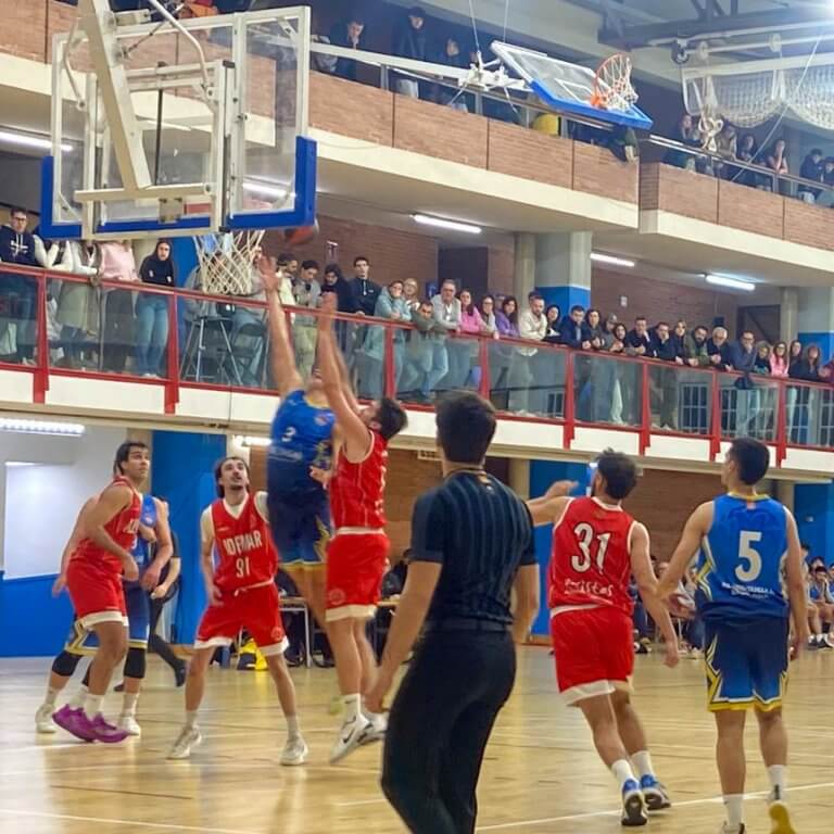 L’Ademar guanya el derbi de Súper Copa a Casagemes