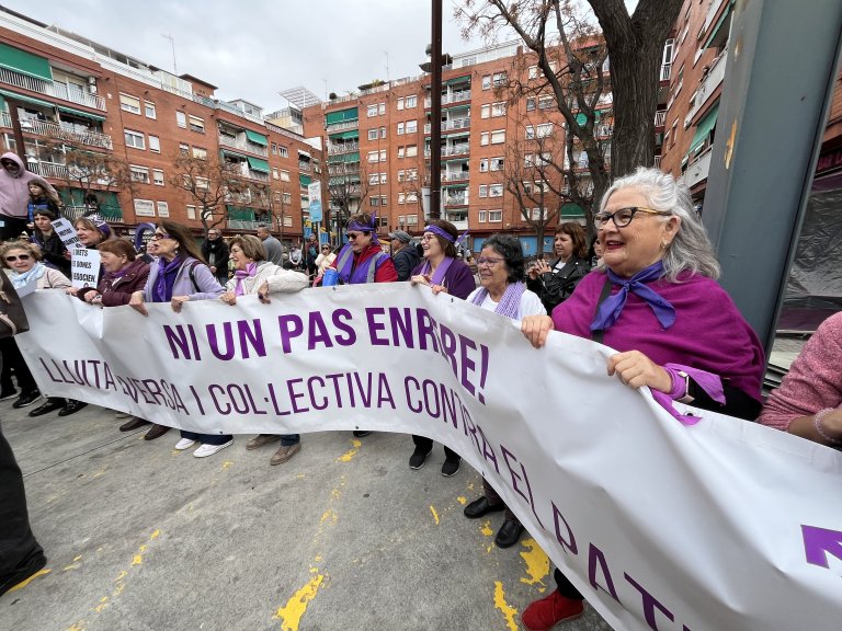 Les dones demanen una Badalona més social