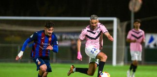El Badalona torna a ser colíder amb un empat a l’Escala (1-1)
