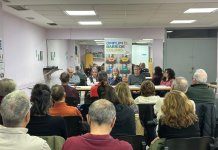 Relleu al capdavant de l’AVV Progrés, que compta amb un nodrit equip