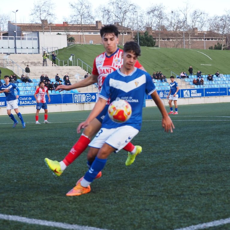 El Badalona empata sense gols davant el Vilassar (0-0)